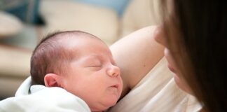 Co nie klei się do żywicy epoksydowej?